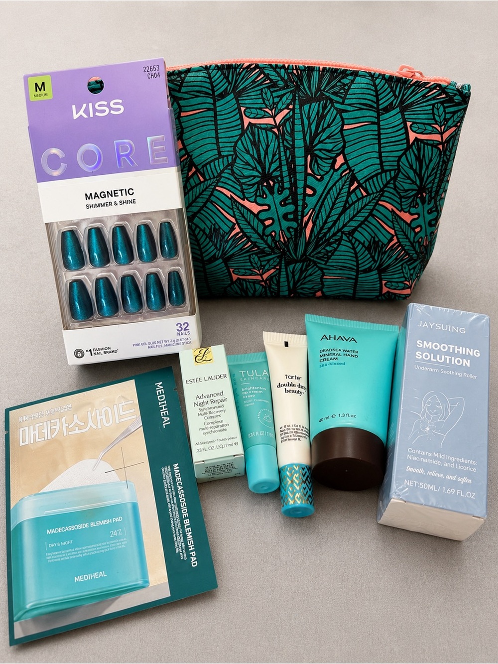 “All Things Tropical 🌴 “ Cosmetic Bundle